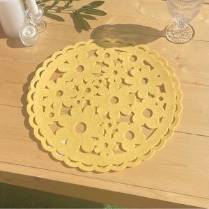 Yellow Daisies Placemats